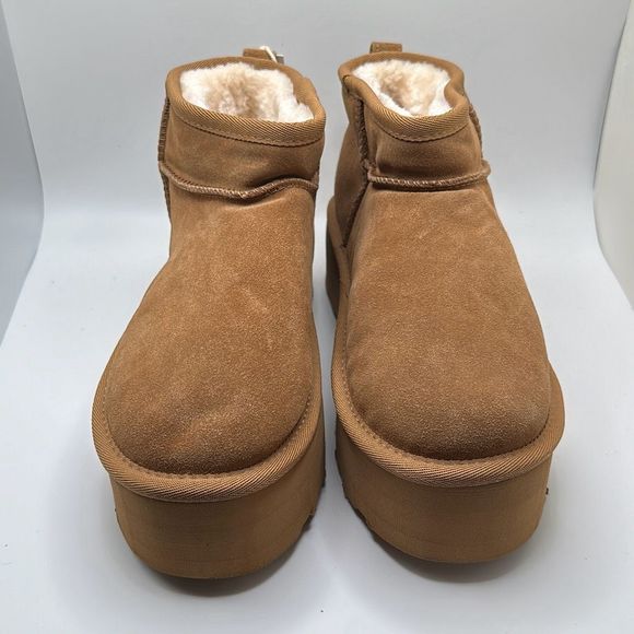 CUSHIONAIRE Women's Genuine Suede pull on platform boot +Memory Foam 6.5 WIDE CH - Picture 2 of 7